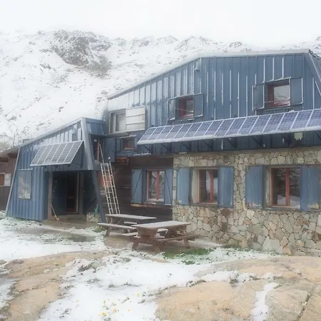 Refuge Des Etangs De Bassies Мини-отель Auzat