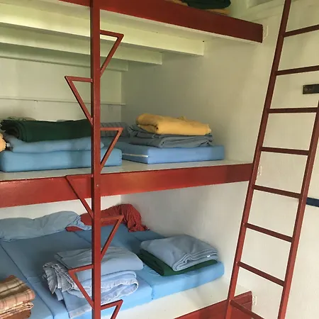 Refuge Des étangs De Bassiès * Auzat