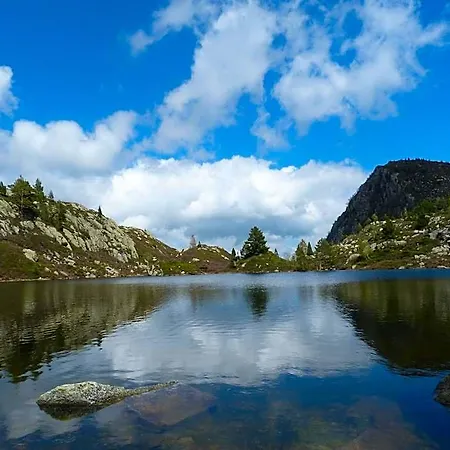 Refuge Des étangs De Bassiès * Auzat