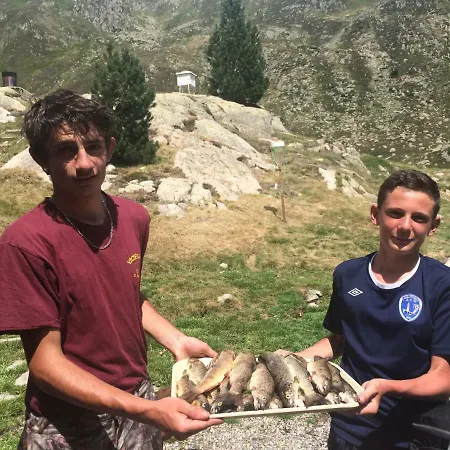 Refuge Des étangs De Bassiès * Auzat